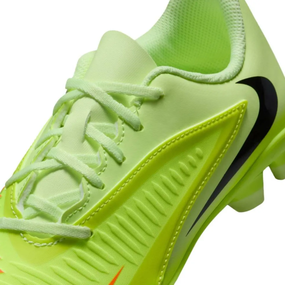 Phantom 6 Club Juniors Multi Ground Football Boots