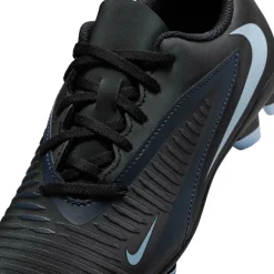 Phantom 6 Club Juniors Multi Ground Football Boots