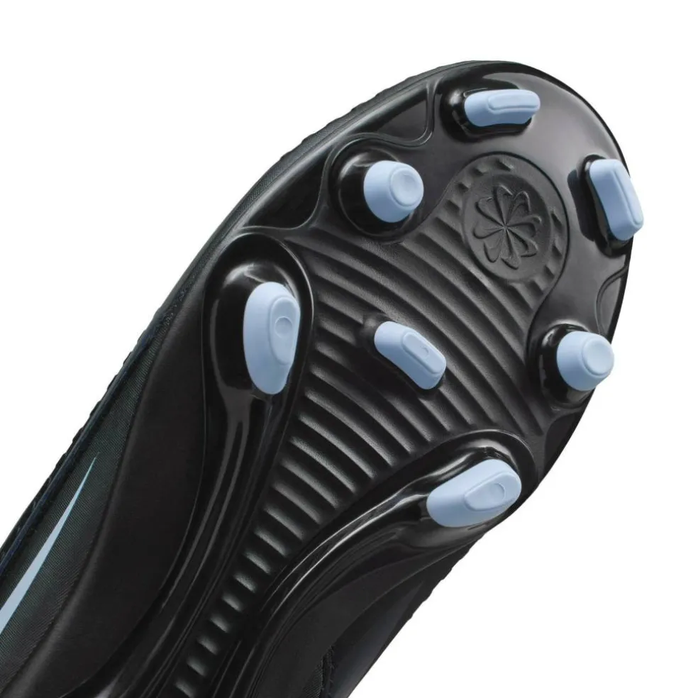Phantom 6 Club Juniors Multi Ground Football Boots