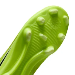 Phantom 6 Club Juniors Multi Ground Football Boots