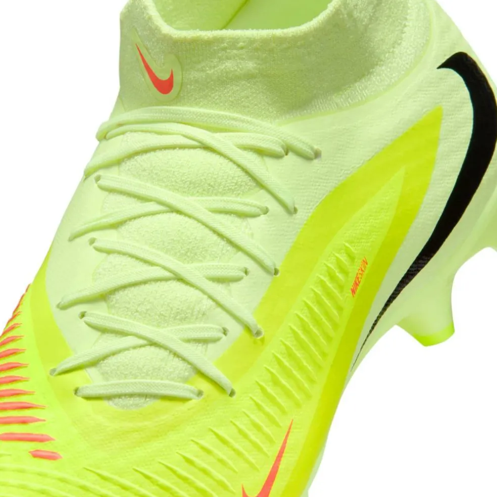 Phantom Luna II Academy Firm Ground Football Boots