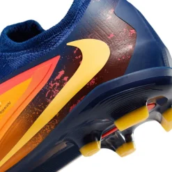 Phantom 6 Pro Juniors Multi Ground Football Boots
