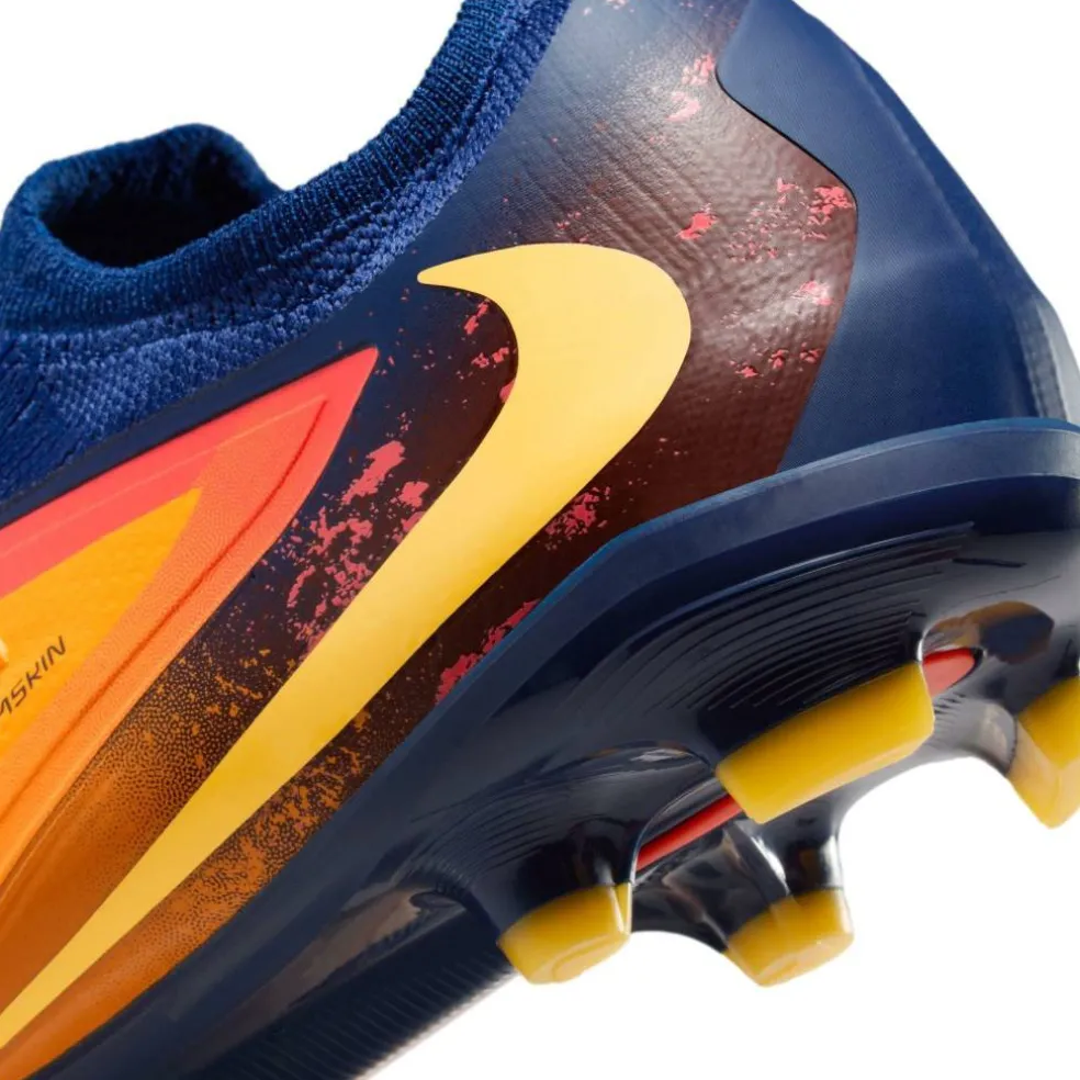 Phantom 6 Pro Juniors Multi Ground Football Boots
