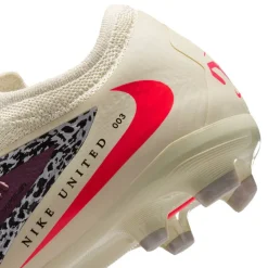 Phantom 6 Pro Juniors Multi Ground Football Boots