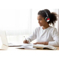 Pokémon Poké Ball Wireless Headphones
