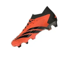 Predator Accuracy .1 Low Soft Ground Football Boots