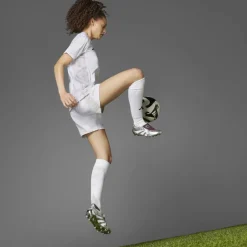 Predator Elite BWR Fold-Over Tongue Firm Ground Football Boots