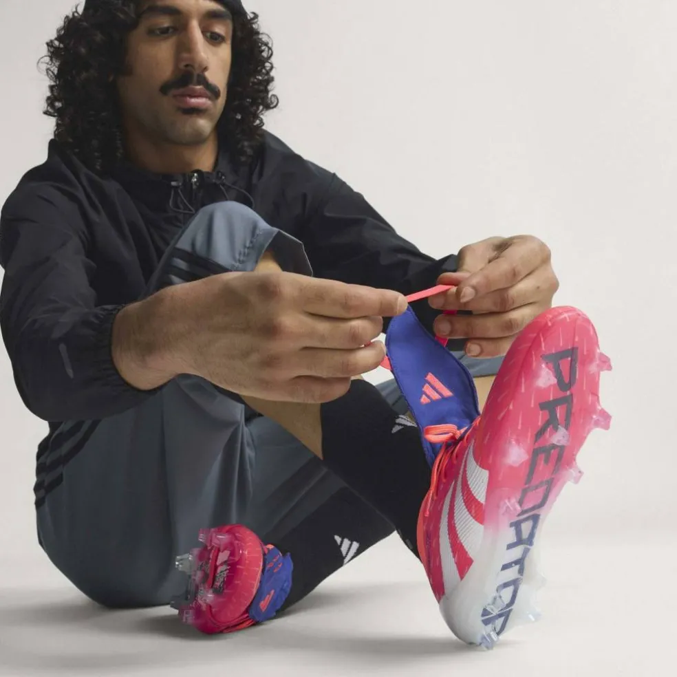 Predator Elite Fold-Over Tongue Firm Ground Football Boots