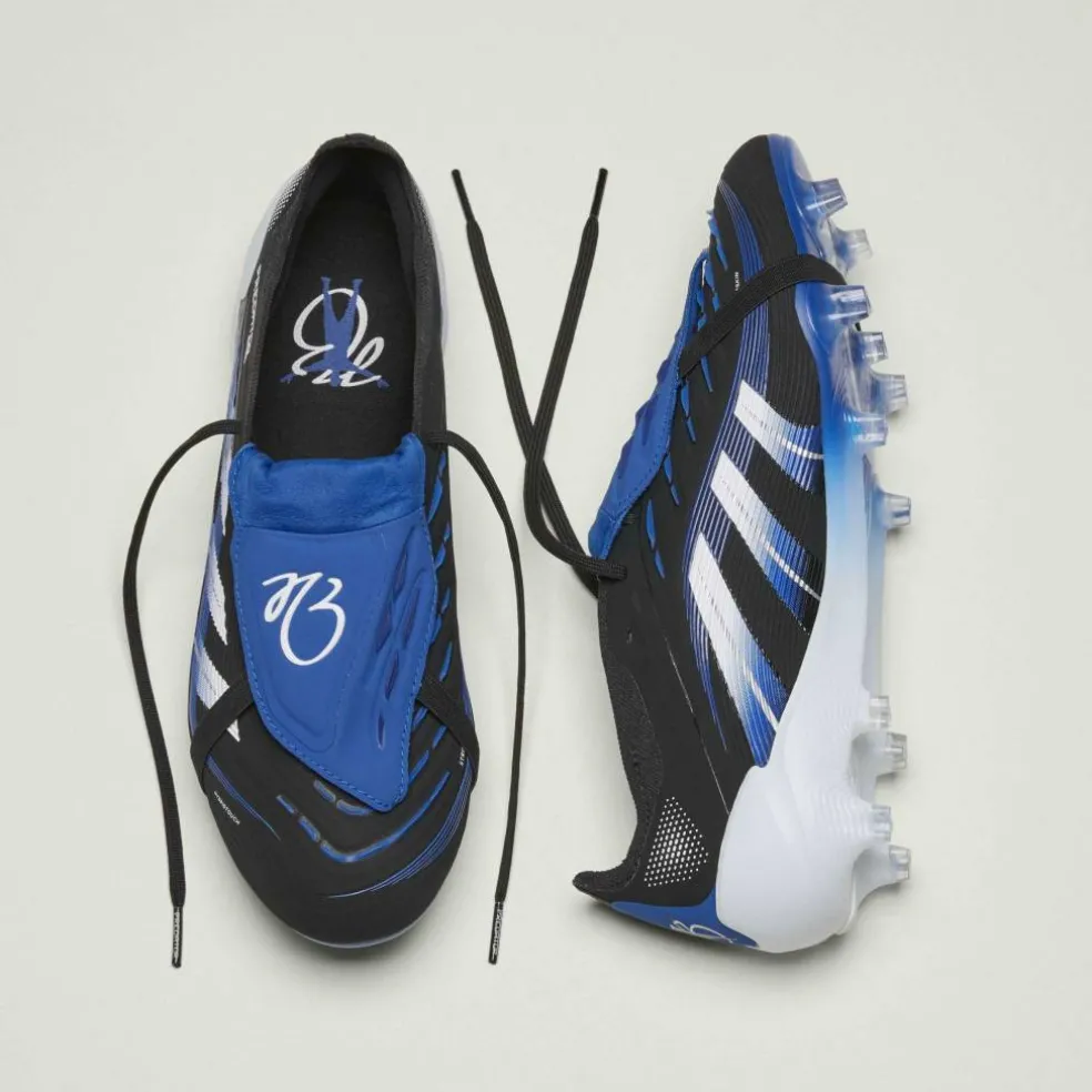 Predator Elite Fold-Over Tongue Firm Ground Football Boots