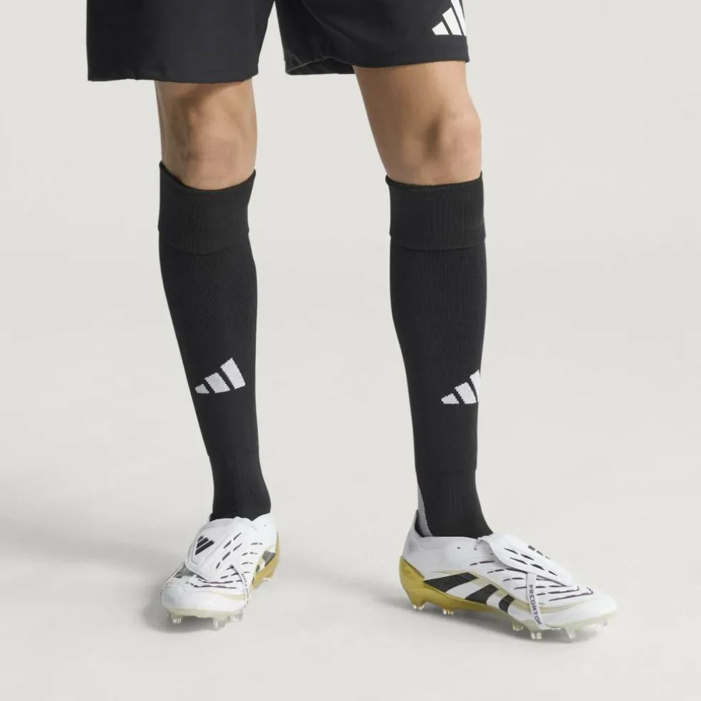 Predator Elite Fold-Over Tongue Firm Ground Football Boots
