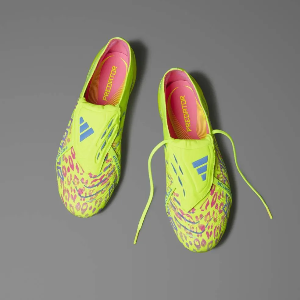 Predator Elite Fold-Over Tongue Firm Ground Football Boots