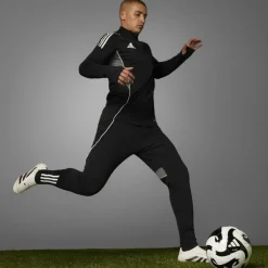 Predator Elite Laceless Firm Ground Football Boots