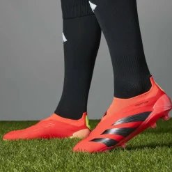 Predator Elite Laceless Firm Ground Football Boots Adults
