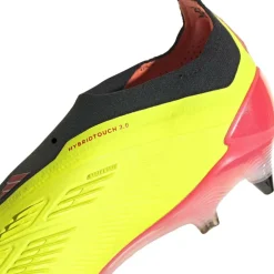 Predator Elite Laceless Soft Ground Football Boots