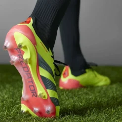 Predator 24 Elite Low Firm Ground Football Boots