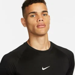 Pro Men's Tight Fit Short-Sleeve Top