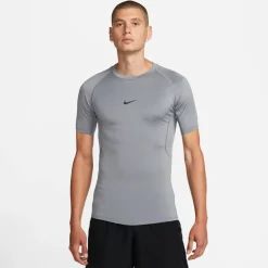 Pro Men's Tight Fit Short-Sleeve Top