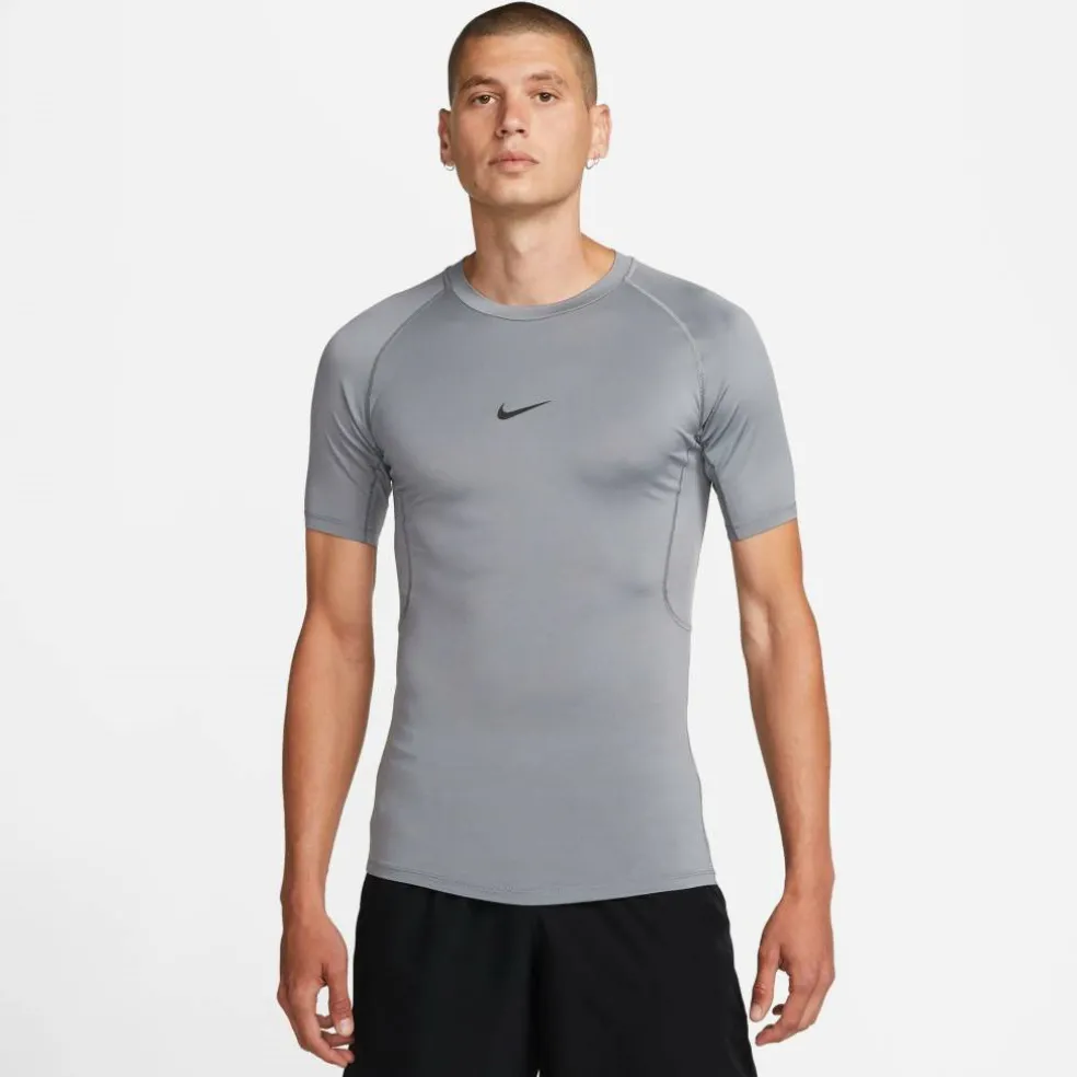 Pro Men's Tight Fit Short-Sleeve Top