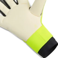 PUMA ULTRA Ultimate Hybrid Adults Goalkeeper Gloves