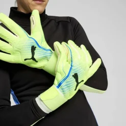PUMA ULTRA Ultimate Hybrid Adults Goalkeeper Gloves