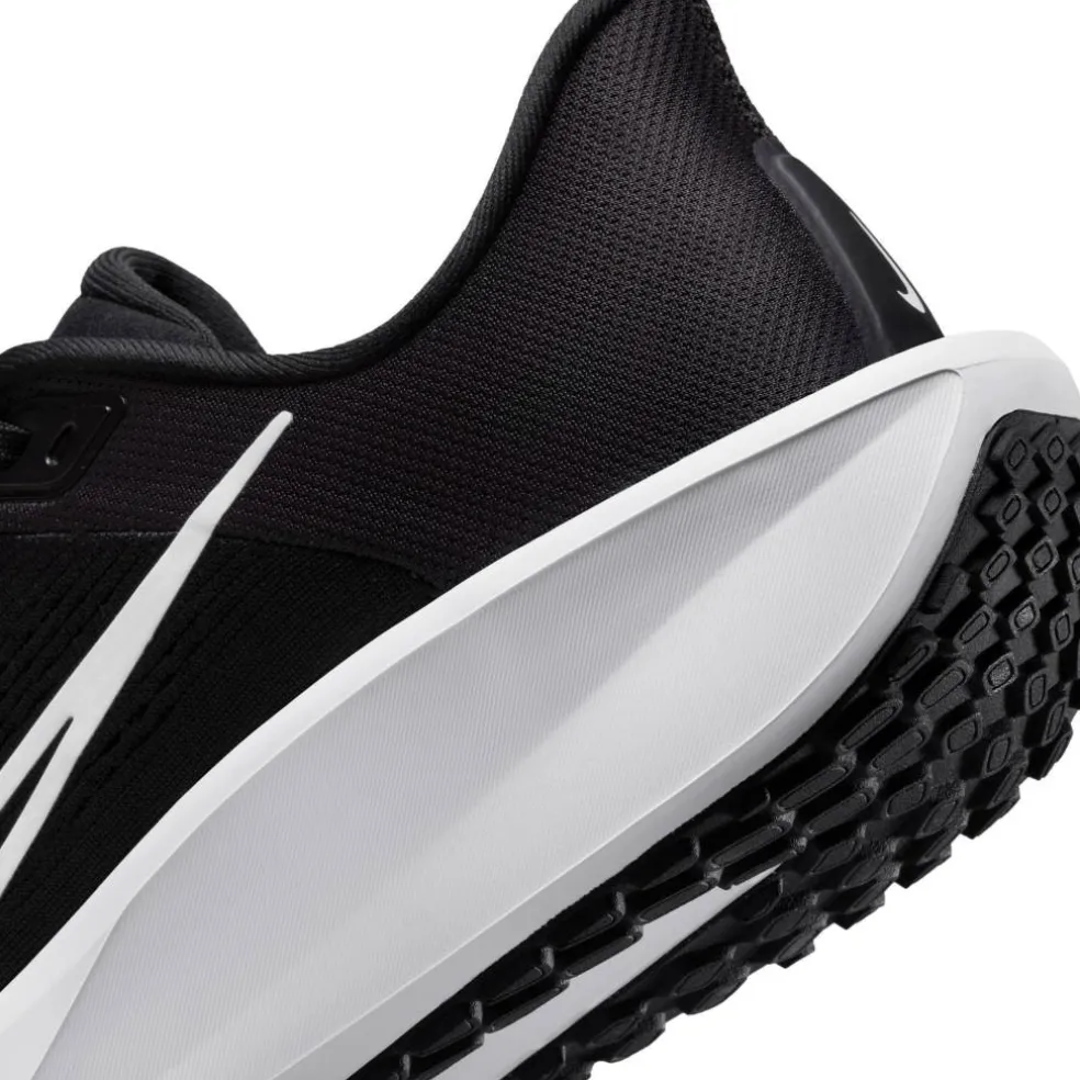 Quest 6 Mens Road Running Shoes