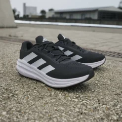 Questar 3 Mens Running Shoes