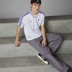 Real Madrid Icon T-Shirt Adults