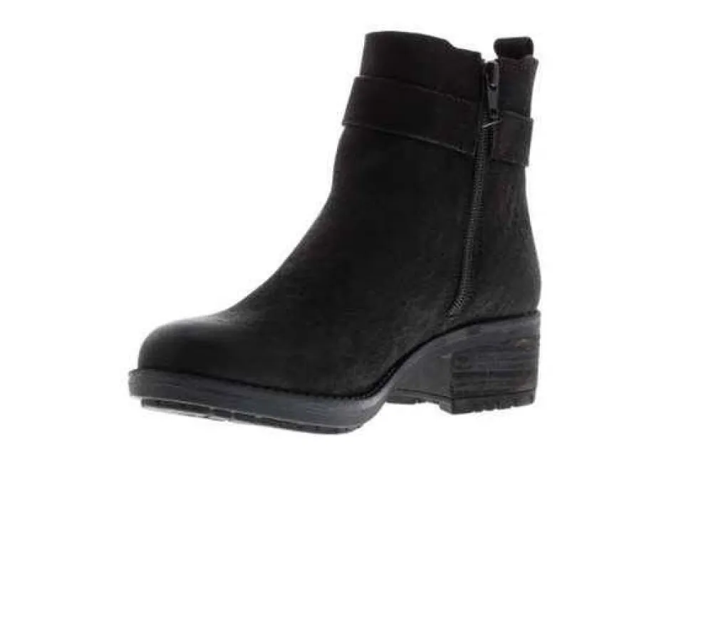 Rugged Buckle Boots