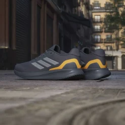 Run Falcon 5 Trainers Mens