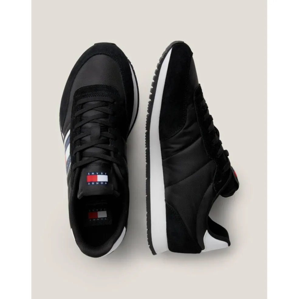 Runner Casual ESS Trainers