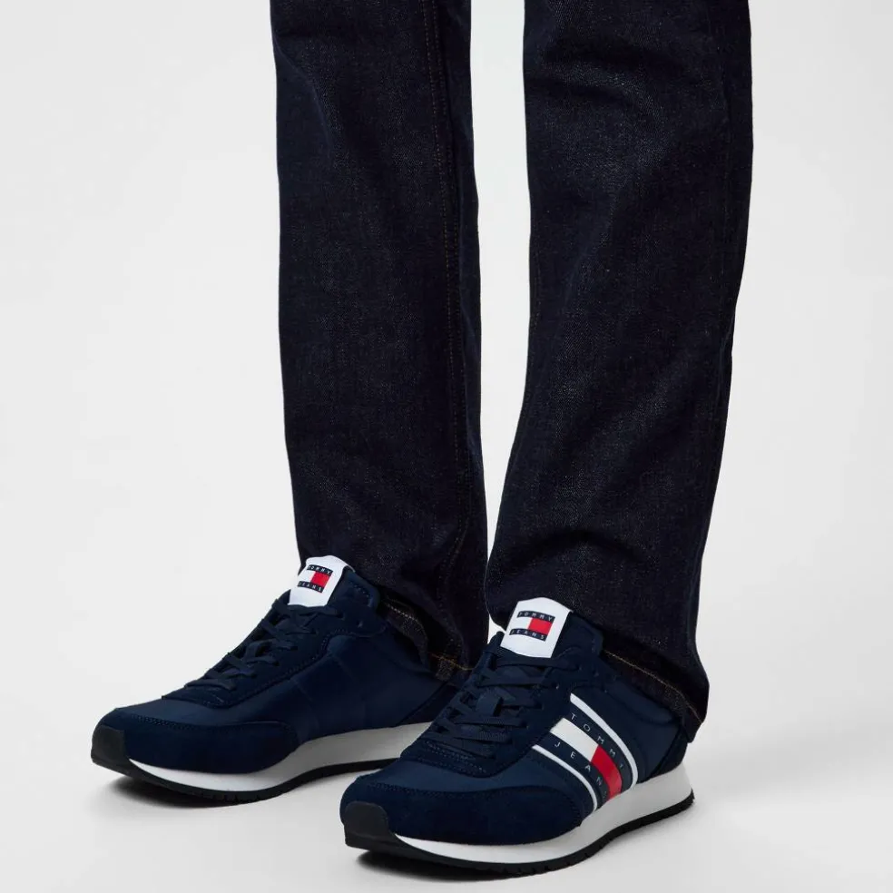 Runner Casual ESS Trainers
