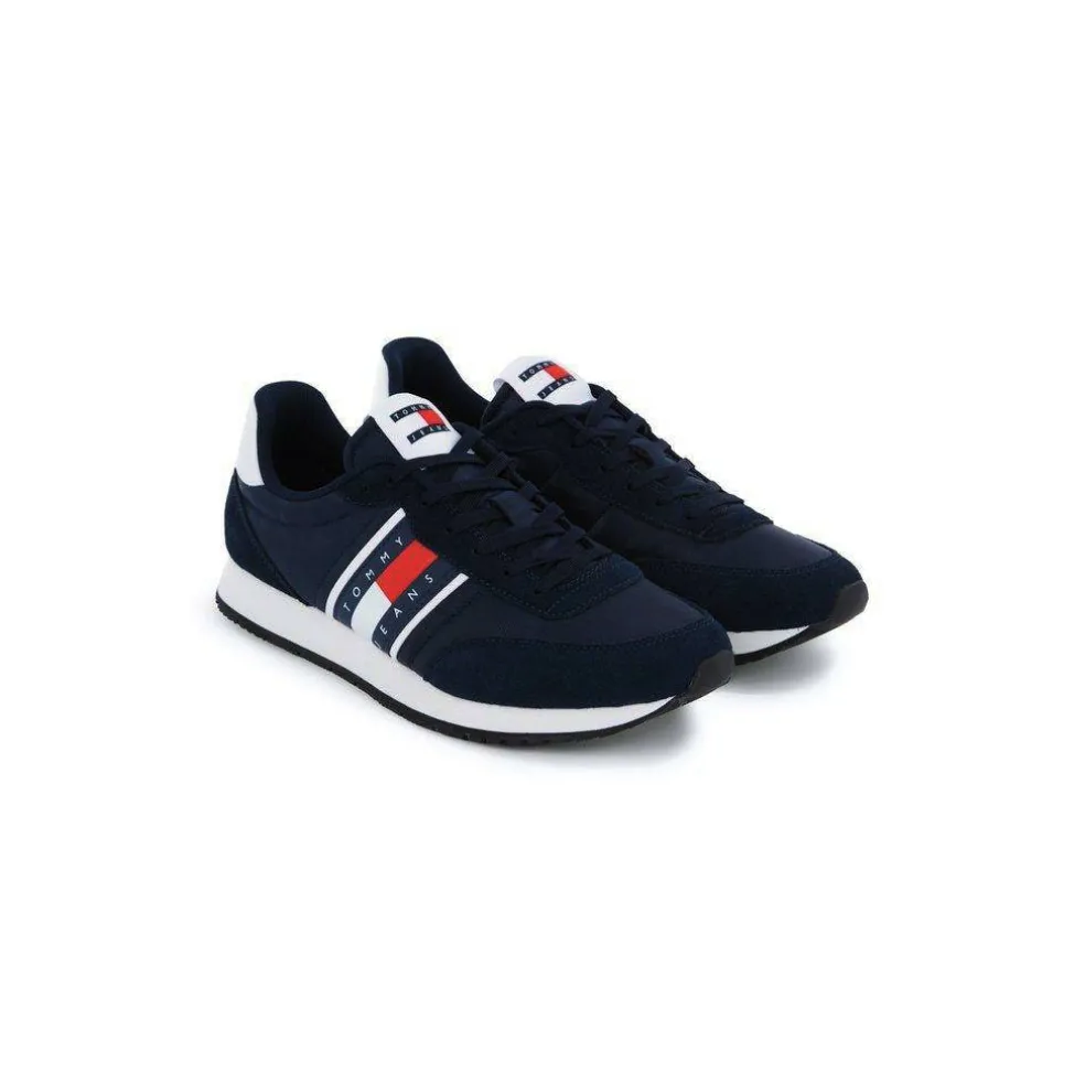 Runner Casual ESS Trainers