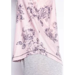 scoop-neck tank