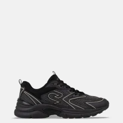 Scorpius Trainers