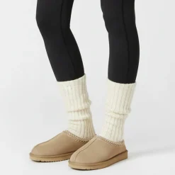 Slip-On Snug Womens