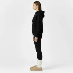 Slip-On Snug Womens
