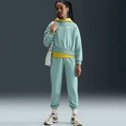 Sportswear Club Fleece Big Kids' (Girls') Boxy Crewneck Sweatshirt