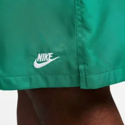 Sportswear Essentials Men's Woven Flow Shorts