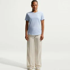 Sportswear Women's Club T-Shirt