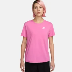 Sportswear Women's Club T-Shirt