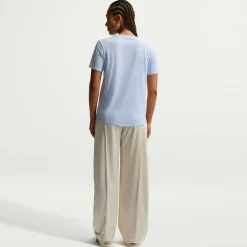 Sportswear Women's Club T-Shirt