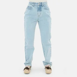 Straight Leg Jean