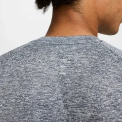 Stride Half Zip Top Mens