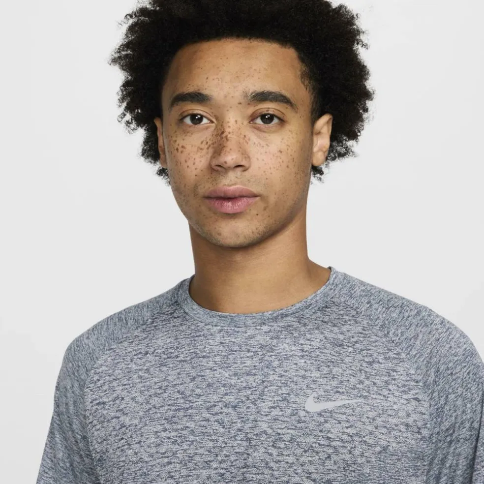 Stride Half Zip Top Mens