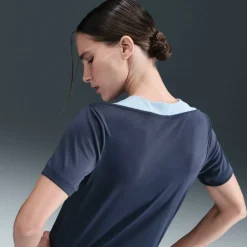 Strike Shirt Womens