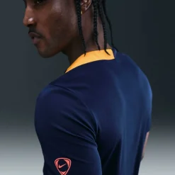 Strike Short-Sleeve Football Top Adults