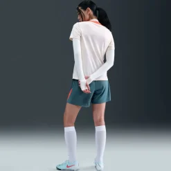 Strike Shorts Womens