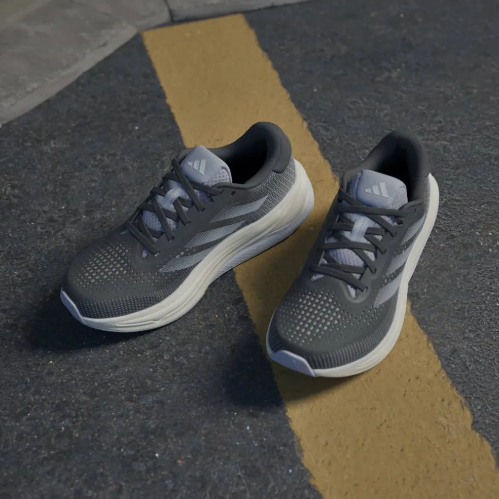 Supernova Solution Womens Running Shoes
