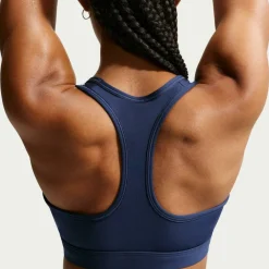 Swoosh Women's Medium-Support 1-Piece Pad Sports Bra