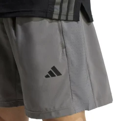 Train Essentials Woven Training Shorts Mens